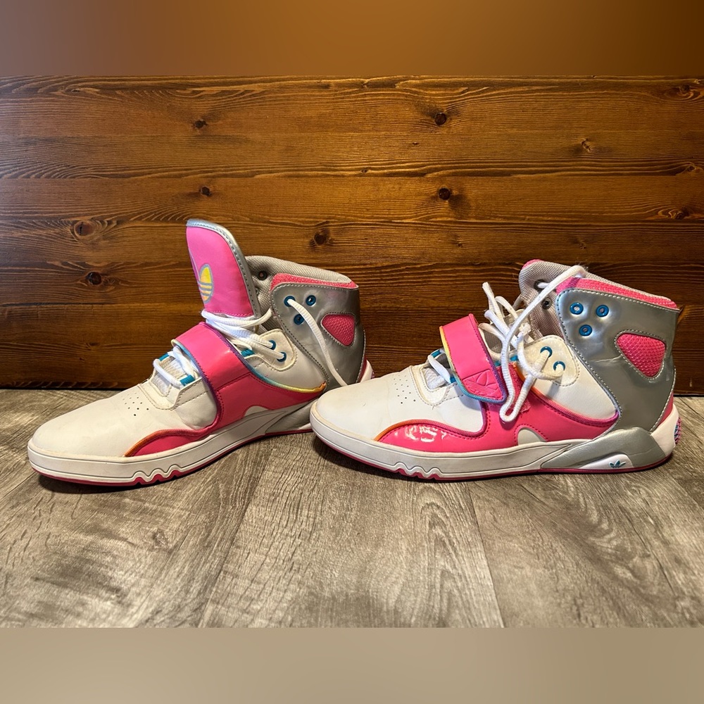 ✨ RARE & SUPER FUN adidas Originals Roundhouse High-Tops! Women's 9✨